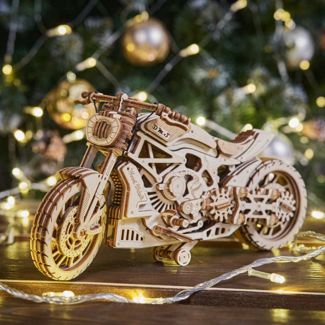 Woodtrick Motocicleta DMS