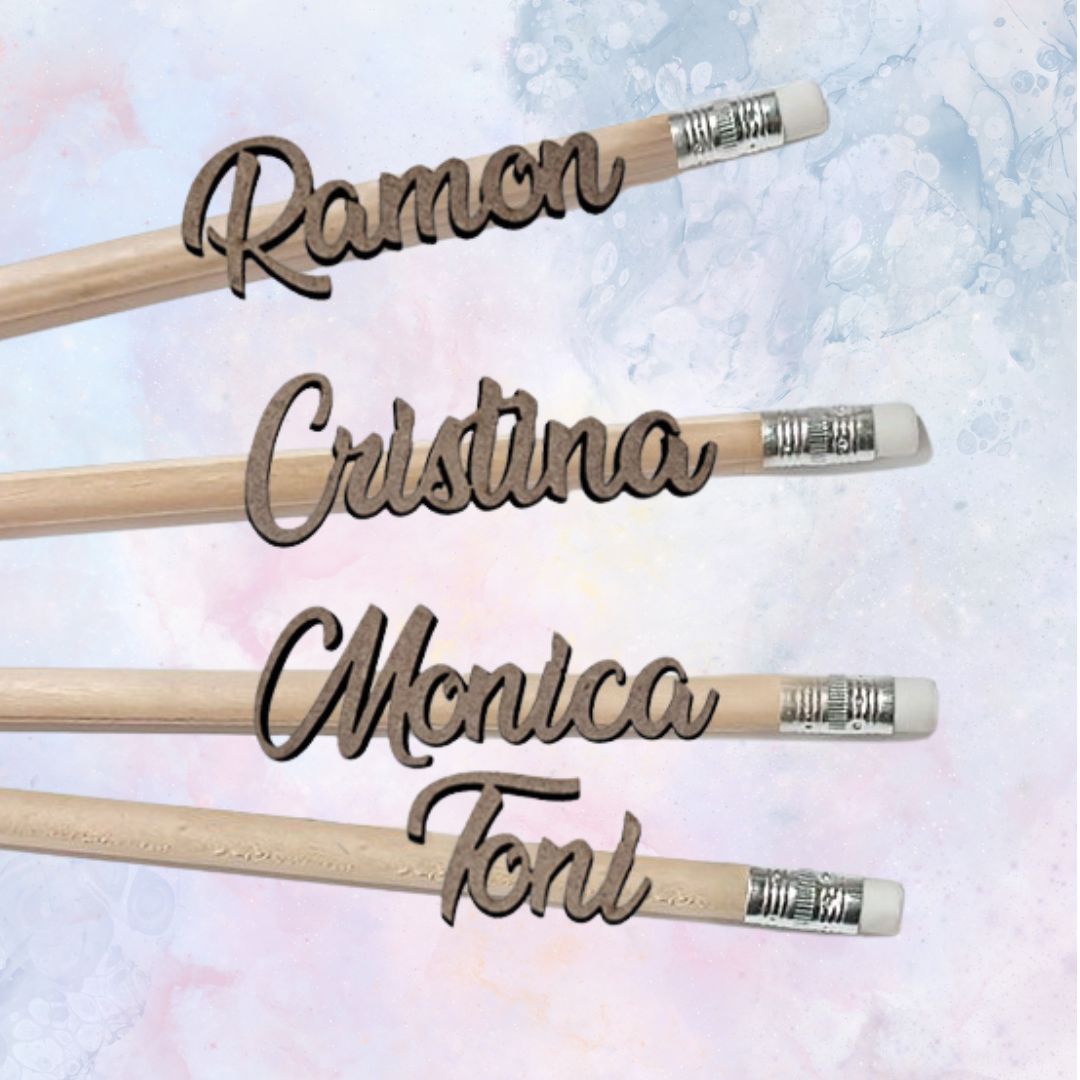 Lápices de madera con nombre de madera tallados a láser para personalizar cada unidad con su nombre. Regalo ideal para eventos