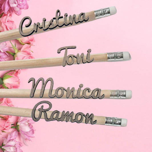 Lápices de madera con nombre de madera tallados a láser para personalizar cada unidad con su nombre. Regalo ideal para eventos