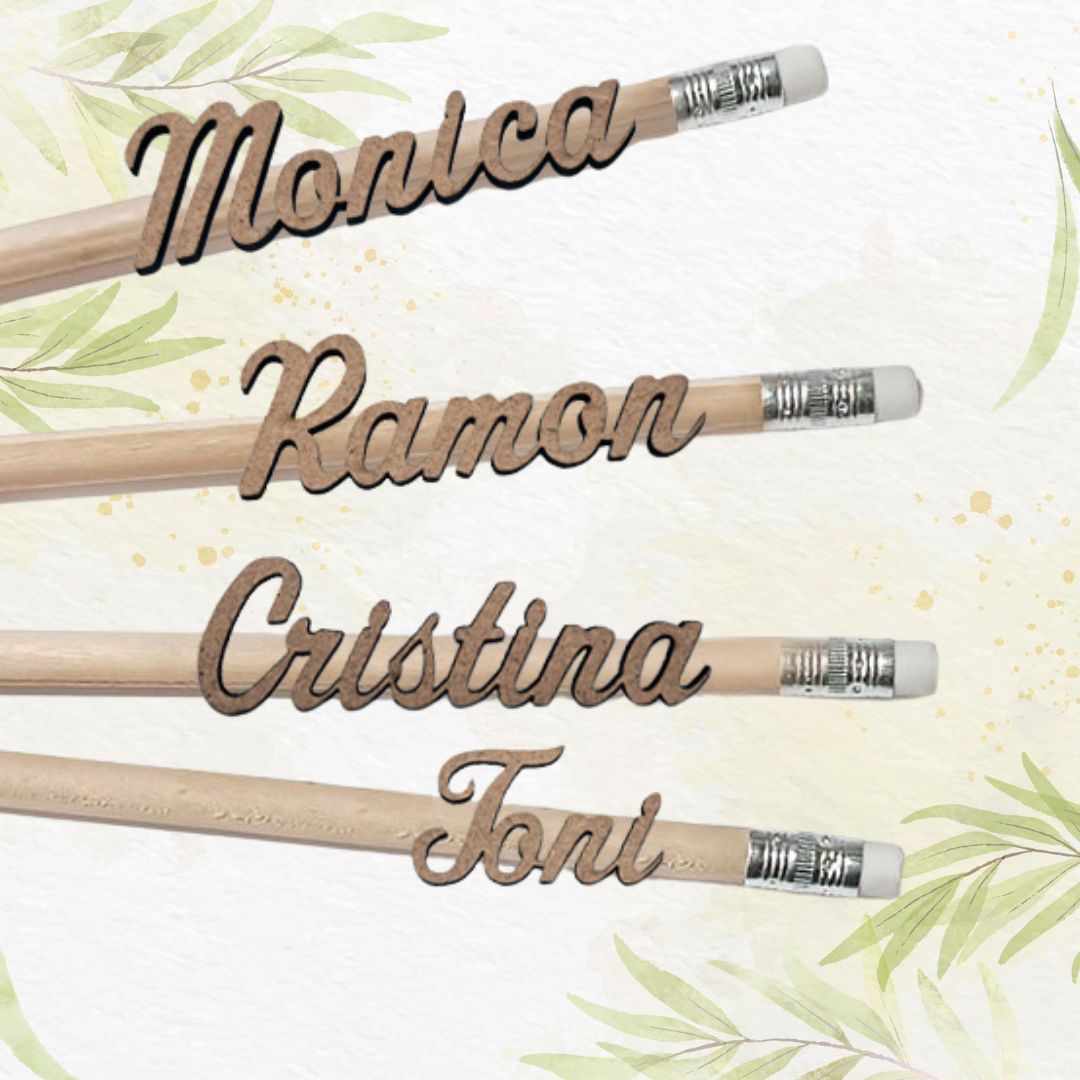 Lápices de madera con nombre de madera tallados a láser para personalizar cada unidad con su nombre. Regalo ideal para eventos