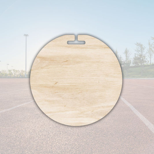 Medalla redonda de madera con gran espacio para personalizar. Con grabado a láser o impresión a todo color.