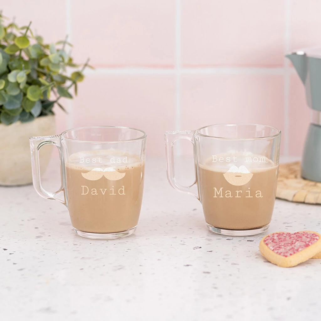 Pack de dos tazas de infusiones de cristal Luminarc grabadas personalizadas. Resistentes, ecológicas y aptas para lavavajillas y microondas.