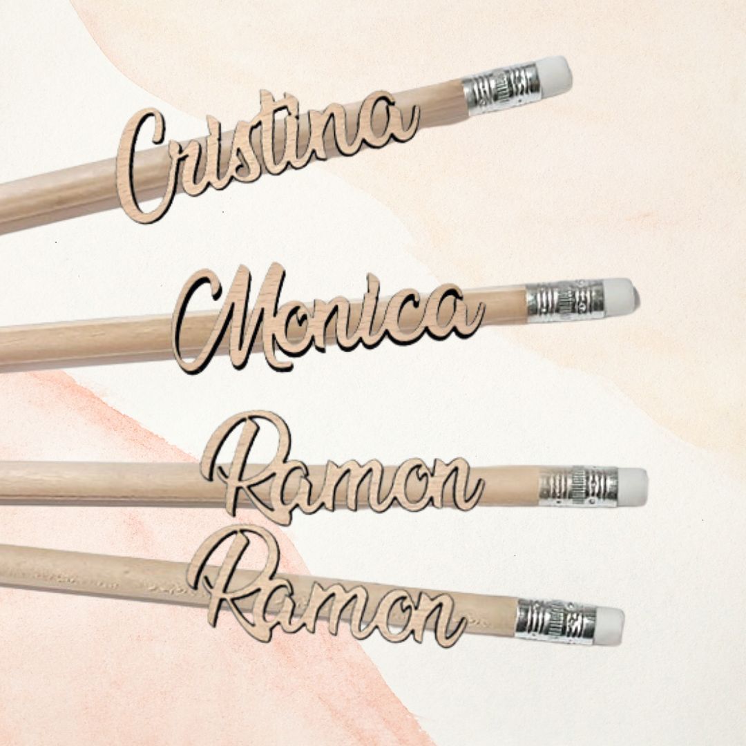 Lápices de madera con nombre de madera tallados a láser para personalizar cada unidad con su nombre. Regalo ideal para eventos