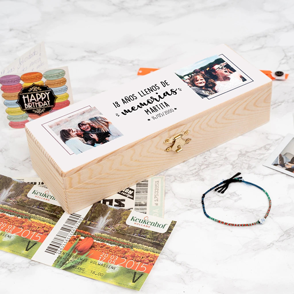 Caja de madera tipo estuche con impresión directa de fotos y frase en la tapa
