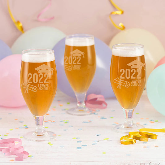 Pack de dos Copas de cerveza de cristal de 32 cl con grabado personalizado. Resistentes, ecológicas y aptas para lavavajillas, ideal como regalo.