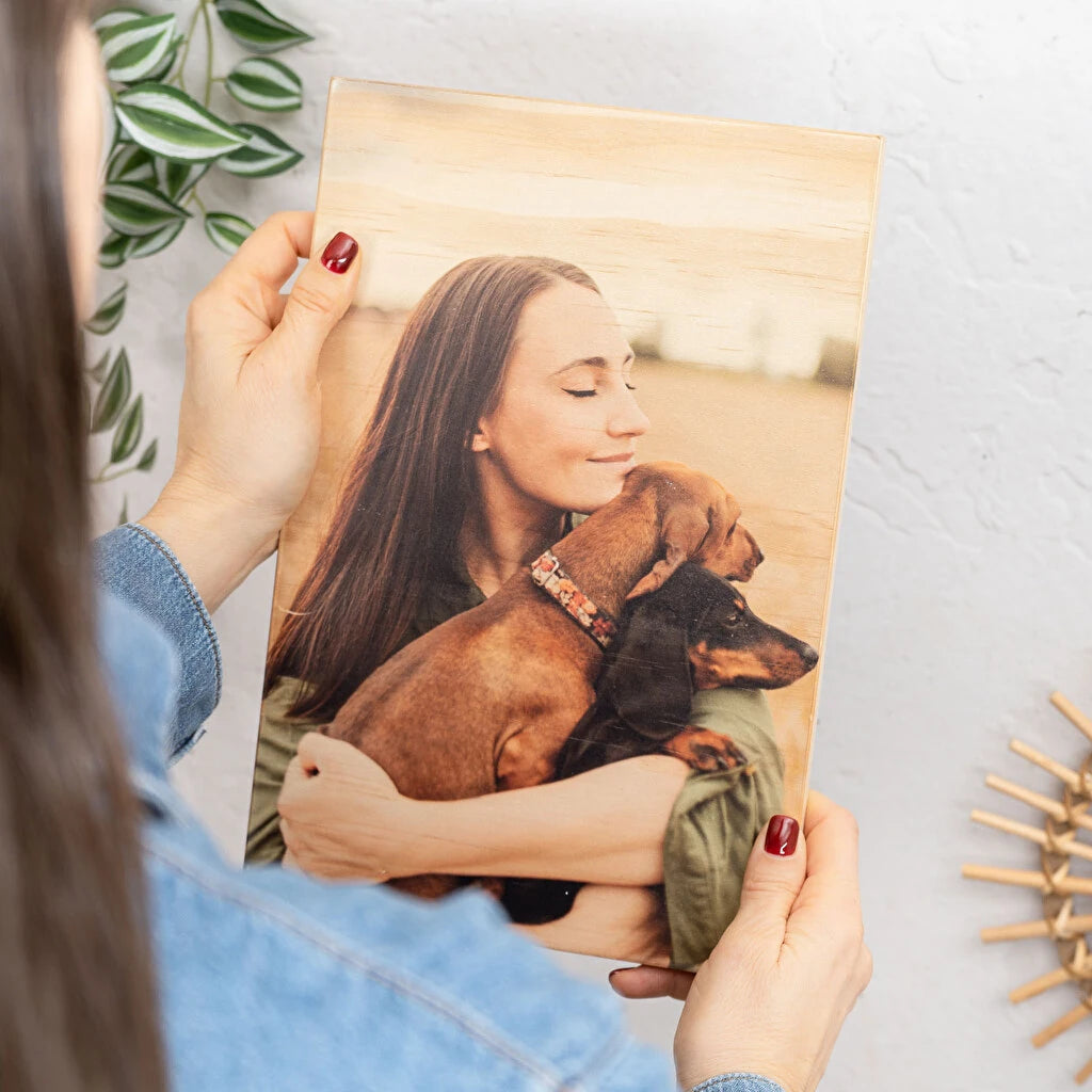Foto a todo color impresa directamente sobre una plancha de madera de pino