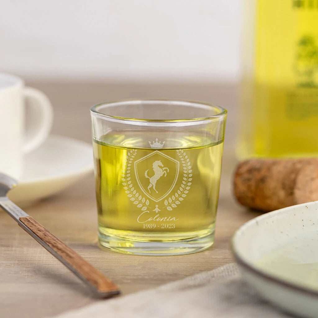 Vaso bajo chupito de cristal grabado personalizado. Ecológico, resistente y apto para lavavajillas.