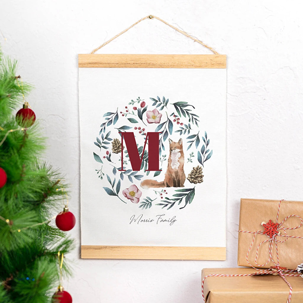 póster de tela personalizado con marco de madera con sujeción arriba y abajo y cuerda rústica para colgarlo