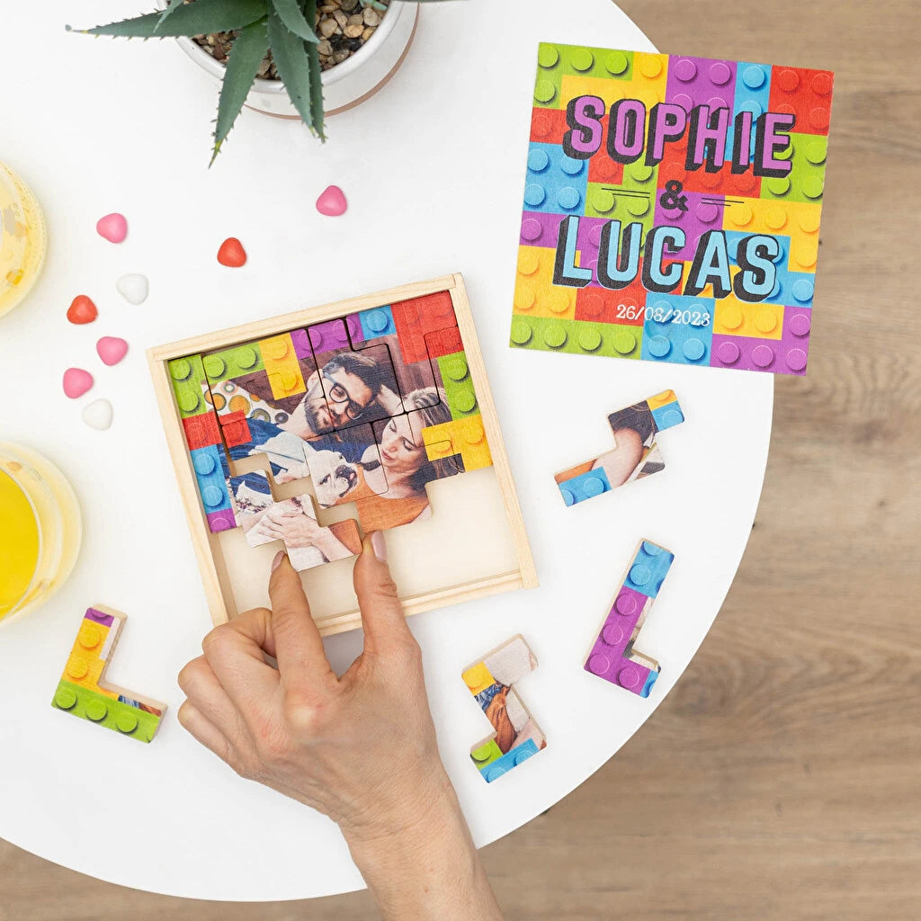 Caja de madera con las piezas para jugar al tetris totalmente personalizadas con impresión a todo color